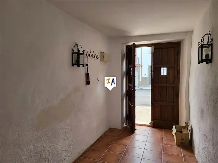Casa adosada en venda en Lora de Estepa amb Piscina