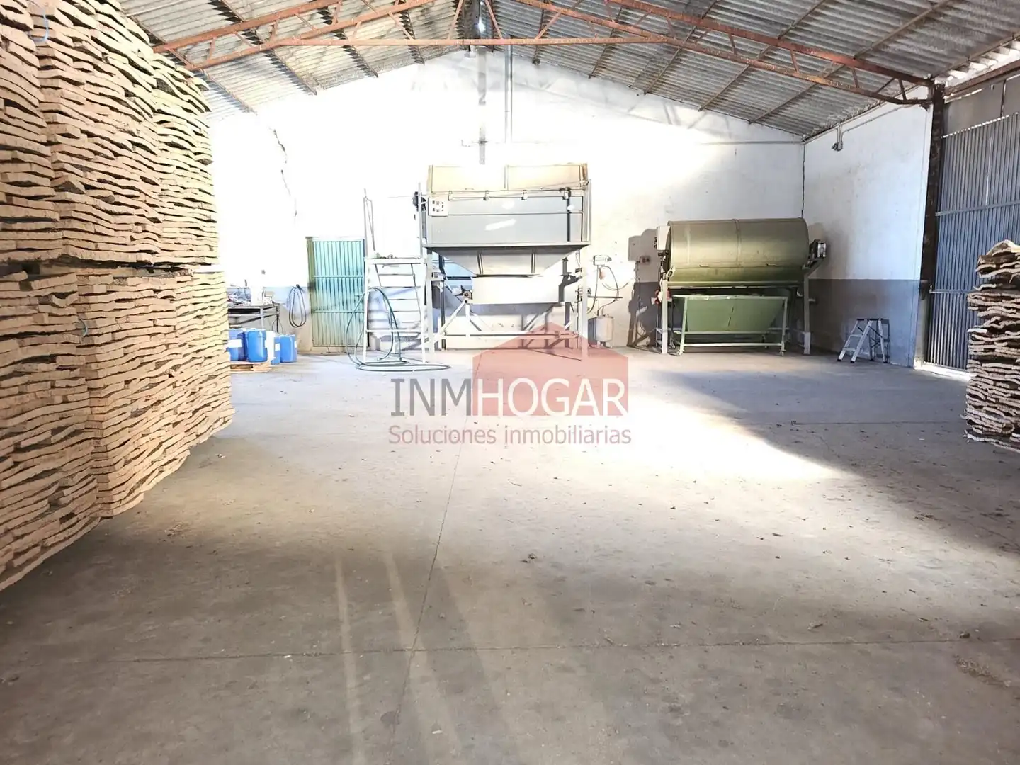 Industrial buildings for sale in Machacón