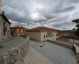 Vista exterior de Casa adosada en venda en Cuéllar