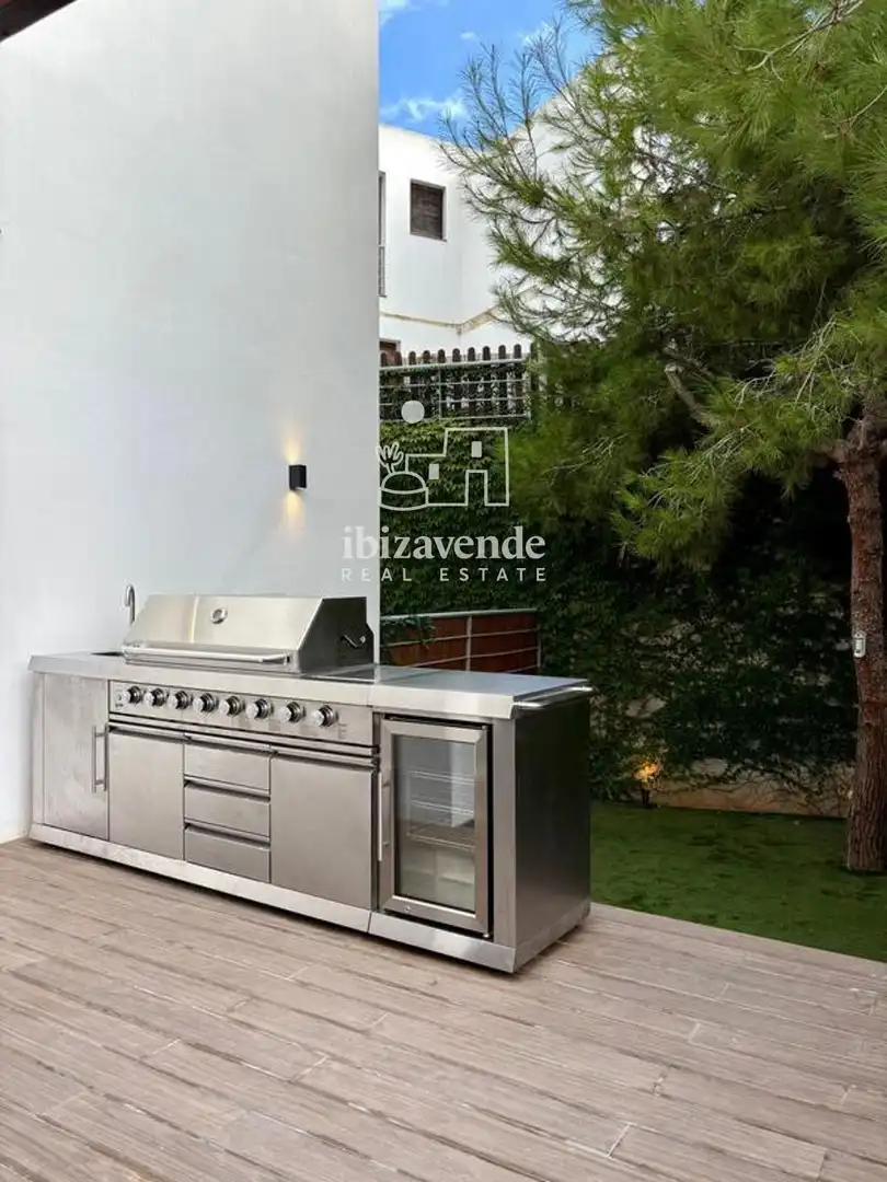 Casa adosada en venta en Mont Blanc, Santa Eulària