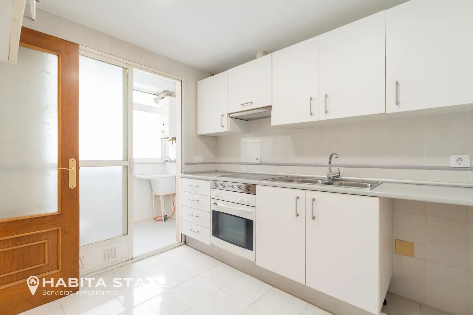 Kitchen of Flat for rent in Almería  with Air Conditioner, Heating and Terrace