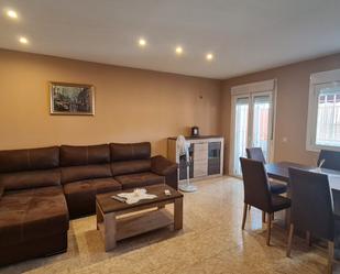 Living room of House or chalet for sale in Casarrubuelos  with Air Conditioner and Terrace