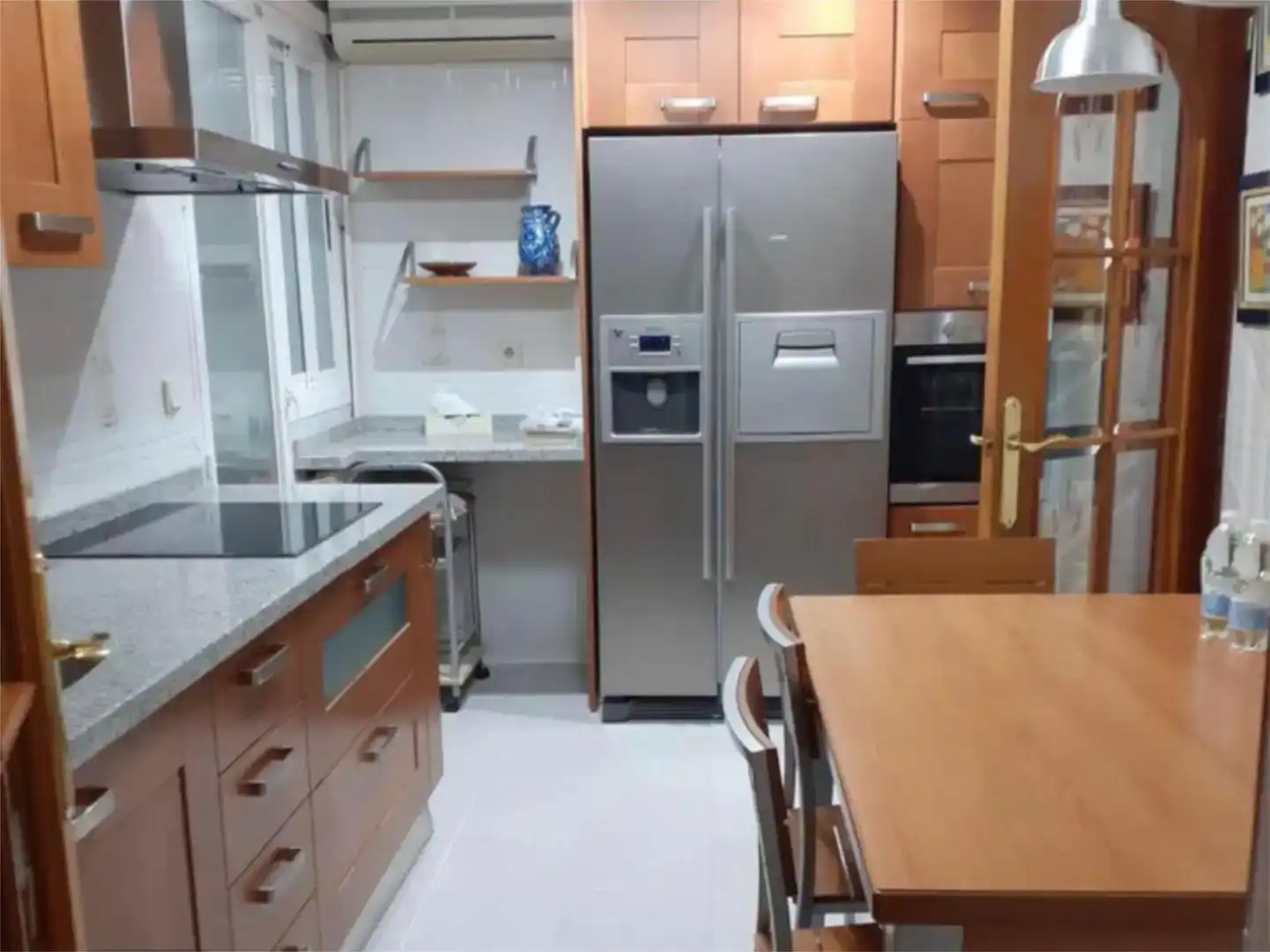 Cuina de Pis per a compartir en Albacete amb Aire condicionat, Parquet i Moblat