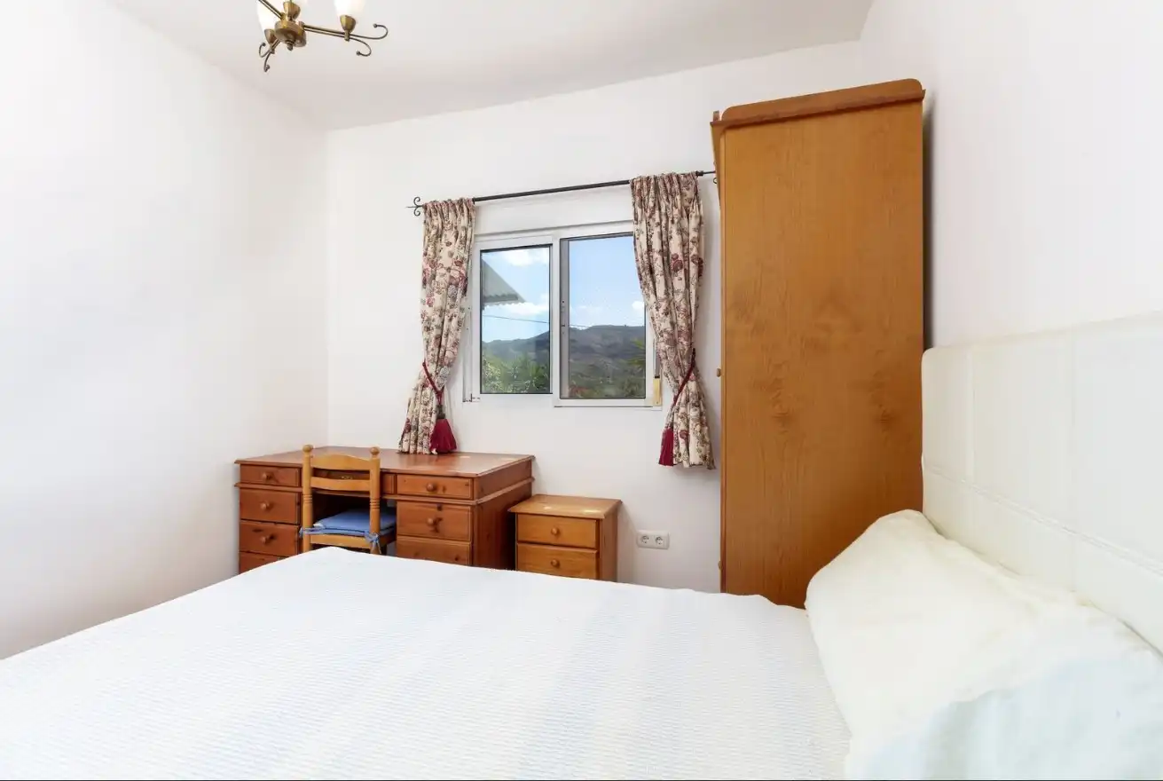 Schlafzimmer von Country house zum Verkauf in Pizarra mit Klimaanlage, Heizung und Privatgarten
