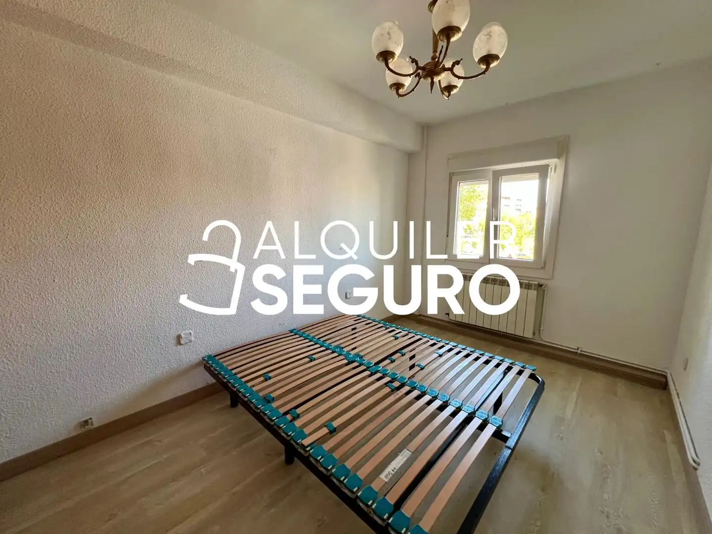 Schlafzimmer von Wohnung zur Miete in Madrid mit Klimaanlage, Heizung und Abstellraum