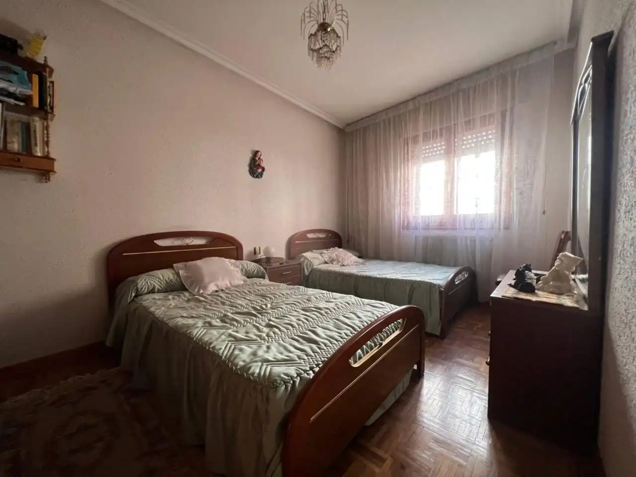 Dormitori de Casa o xalet en venda en Lerma amb Calefacció i Terrassa