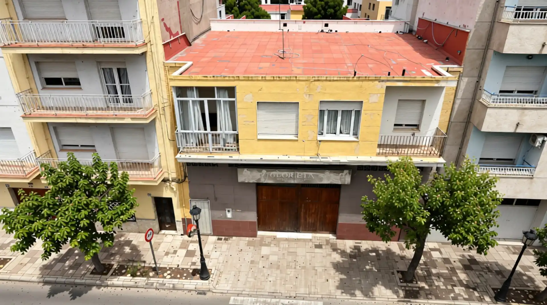 Business premises for sale in Alberic