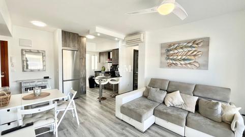 Foto 3 de Piso de alquiler en Punta Prima, Alicante