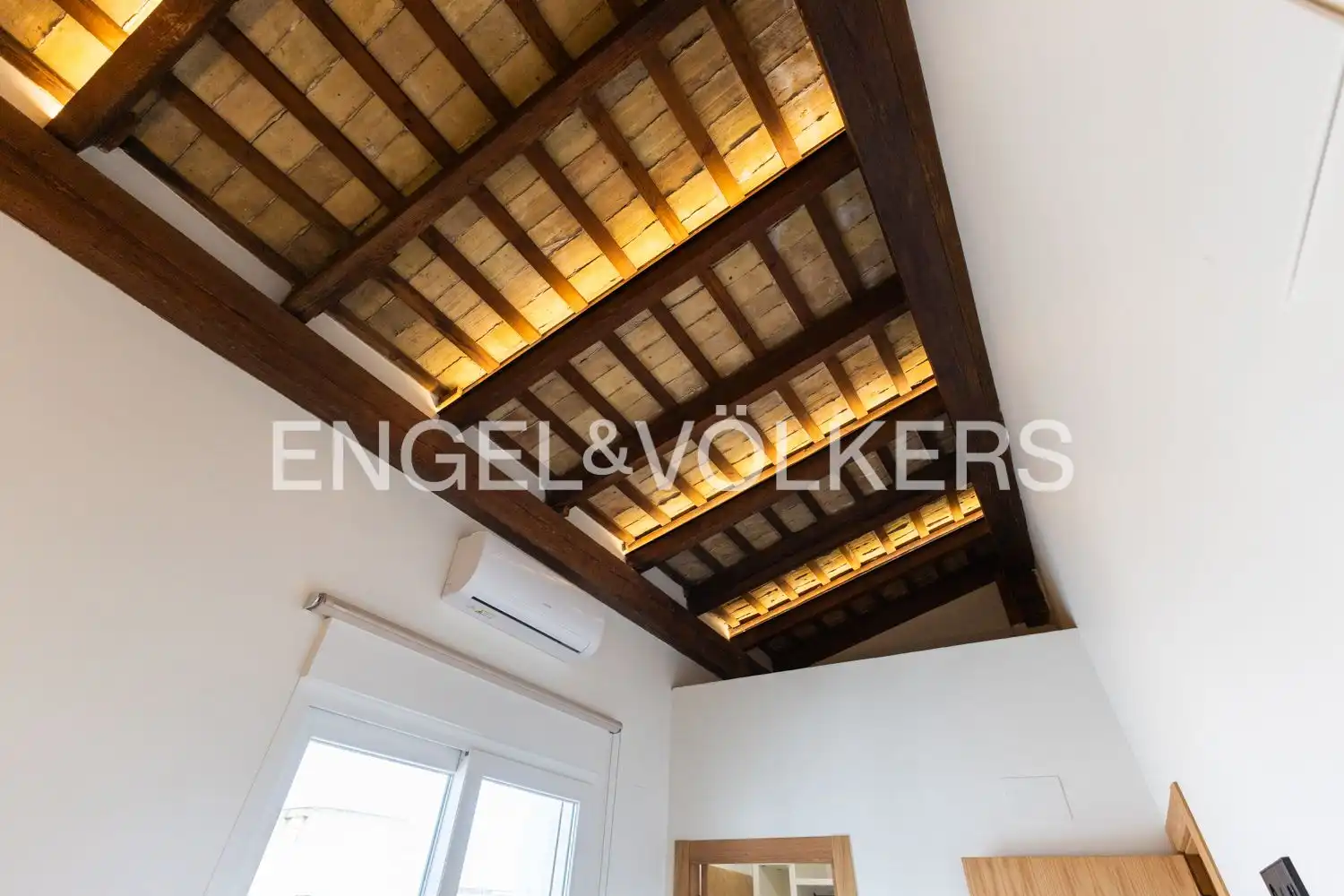 Piso de alquiler en Valencia con Aire acondicionado, Calefacción y Terraza