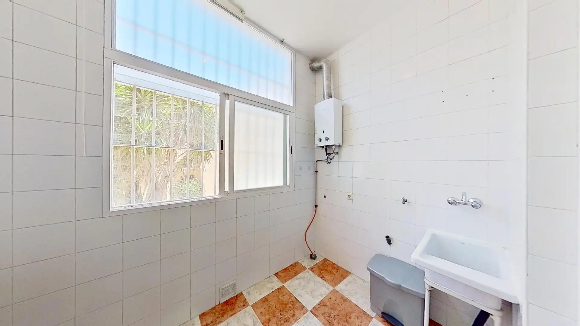 Bany de Casa o xalet en venda en Motril amb Aire condicionat i Balcó