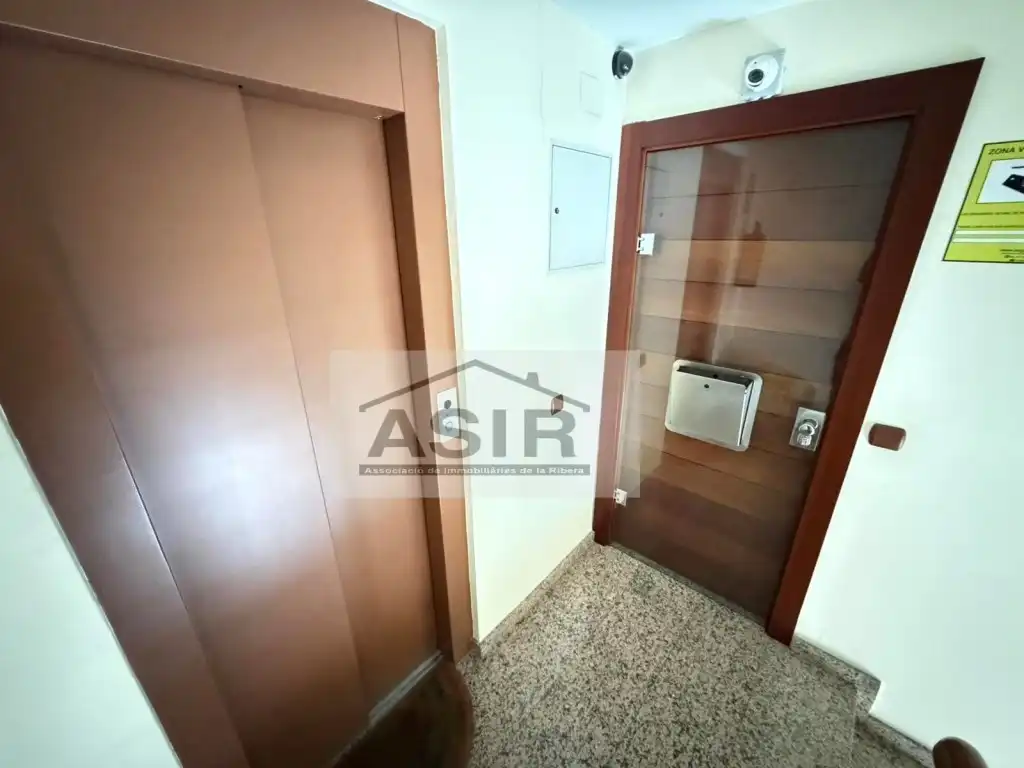 Büro zum Verkauf in Alzira