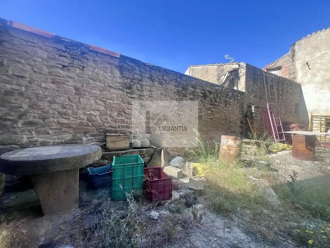 Finca rústica en venta en Larraga con Jardín privado