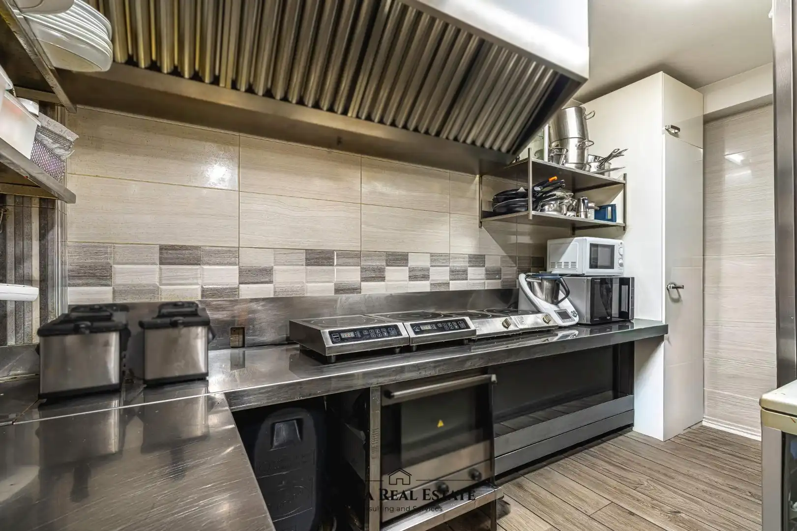 Cocina de Local de alquiler en Adeje con Amueblado