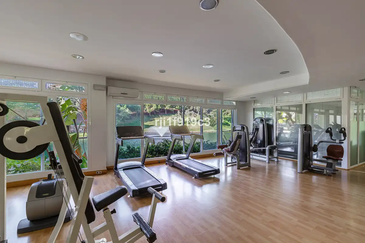 Piso con ascensor en venta en Elviria - Cabopino, imagen 29
