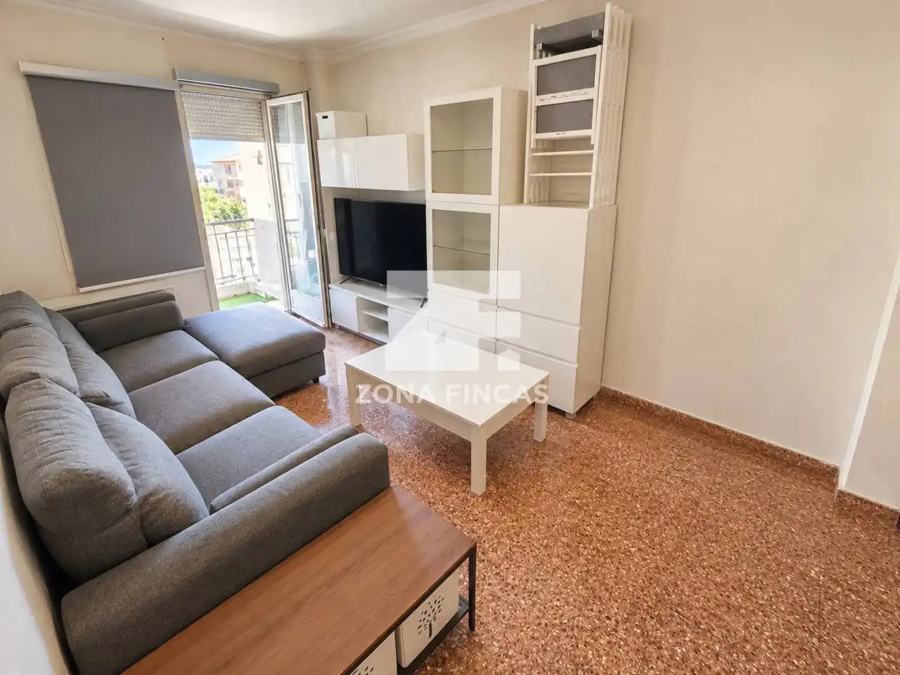 Sala d'estar de Pis en venda en Santa Coloma de Gramenet amb Aire condicionat i Balcó