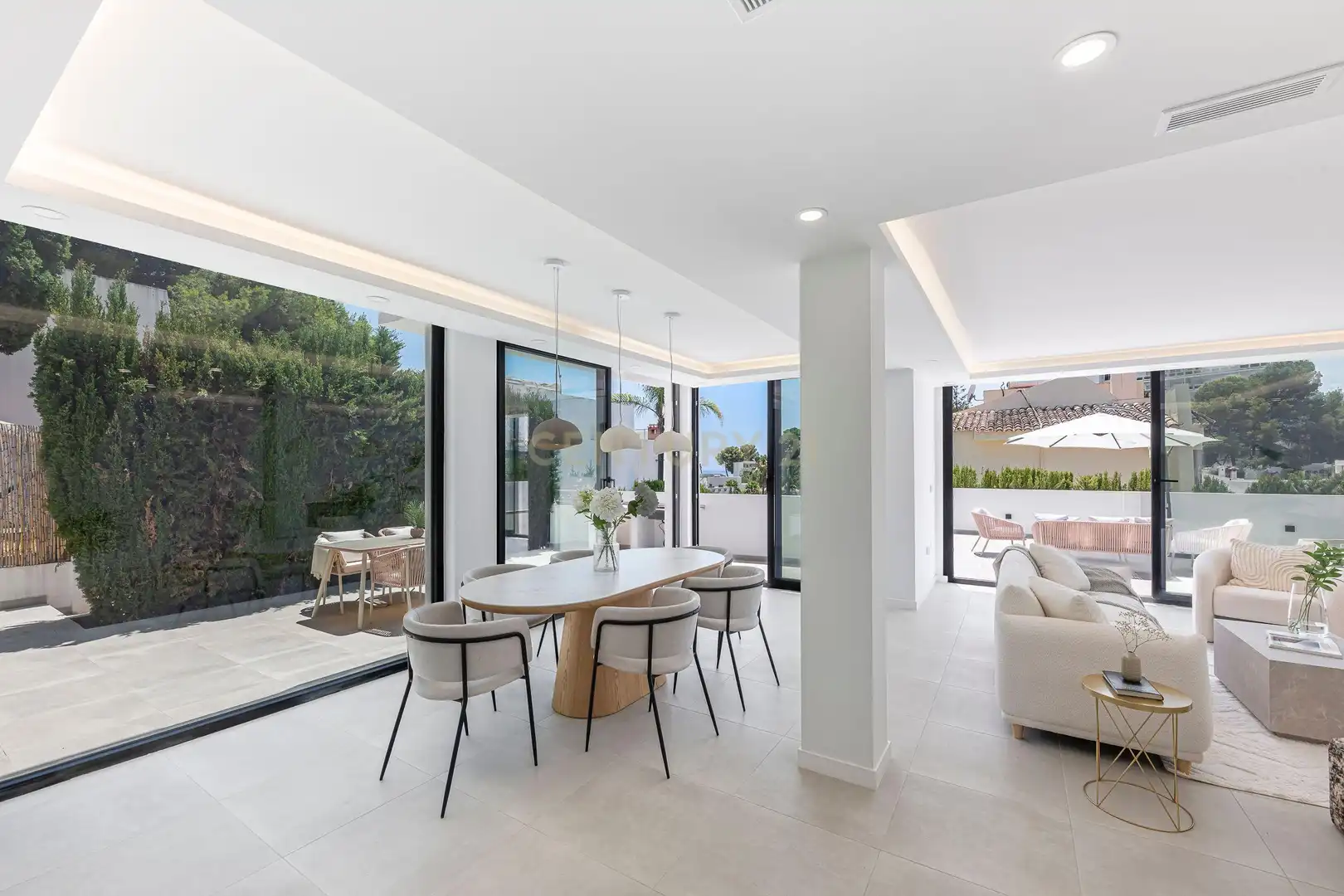 Esszimmer von Haus oder Chalet zum Verkauf in Marbella mit Klimaanlage, Privatgarten und Abstellraum