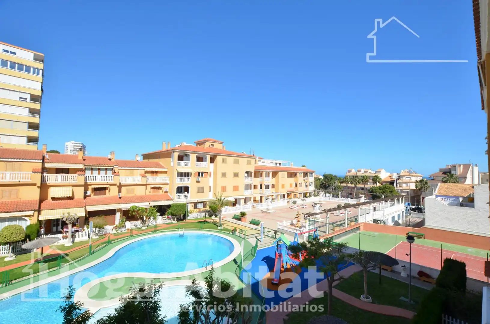 Exterior view of Flat for sale in El Campello  with Air Conditioner, Heating and Private garden