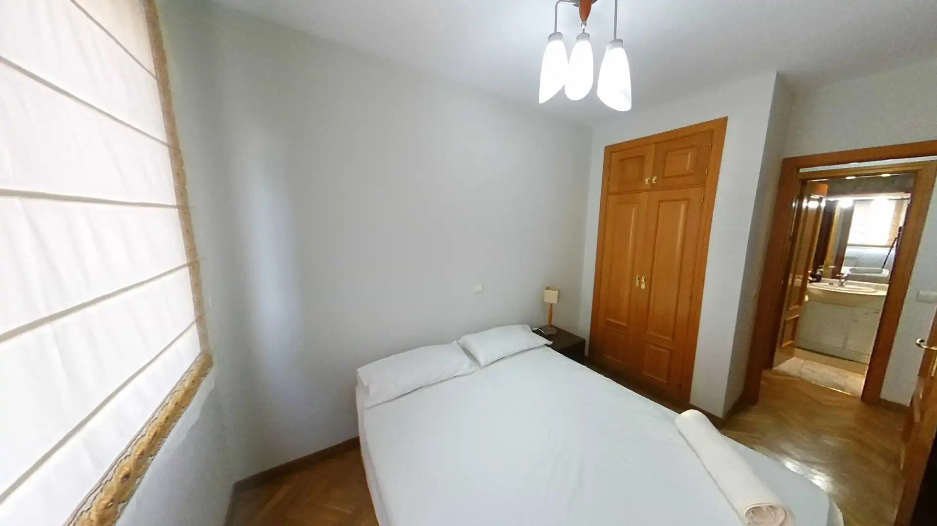 Flat for rent in Calle de Rafael Bergamín, San Juan Bautista