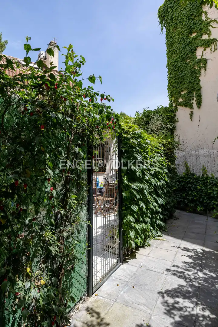 Terrassa de Casa o xalet en venda en La Moraleja amb Calefacció, Jardí privat i Terrassa