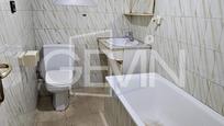 Bathroom of Flat for sale in Barberà del Vallès  with Terrace