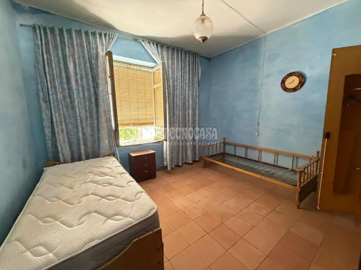 Habitación de Piso en venta en Linares con Balcón