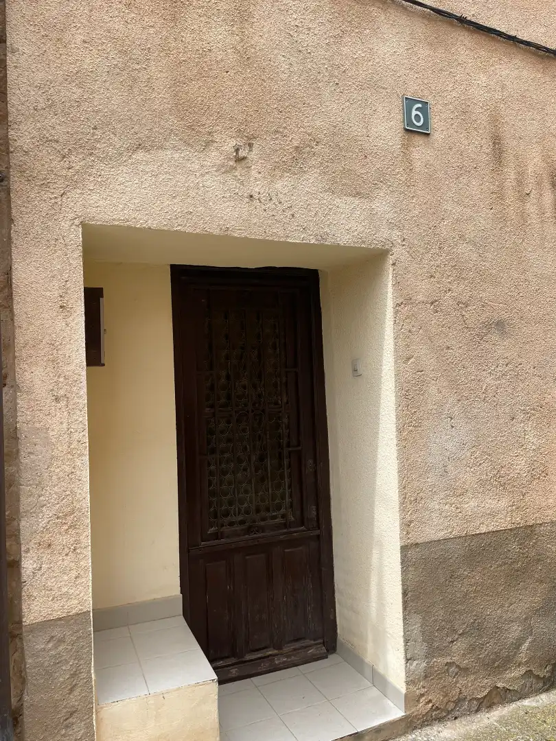 Houses for sale in La Pobla de Cérvoles  with Heating, Terrace and Furnished