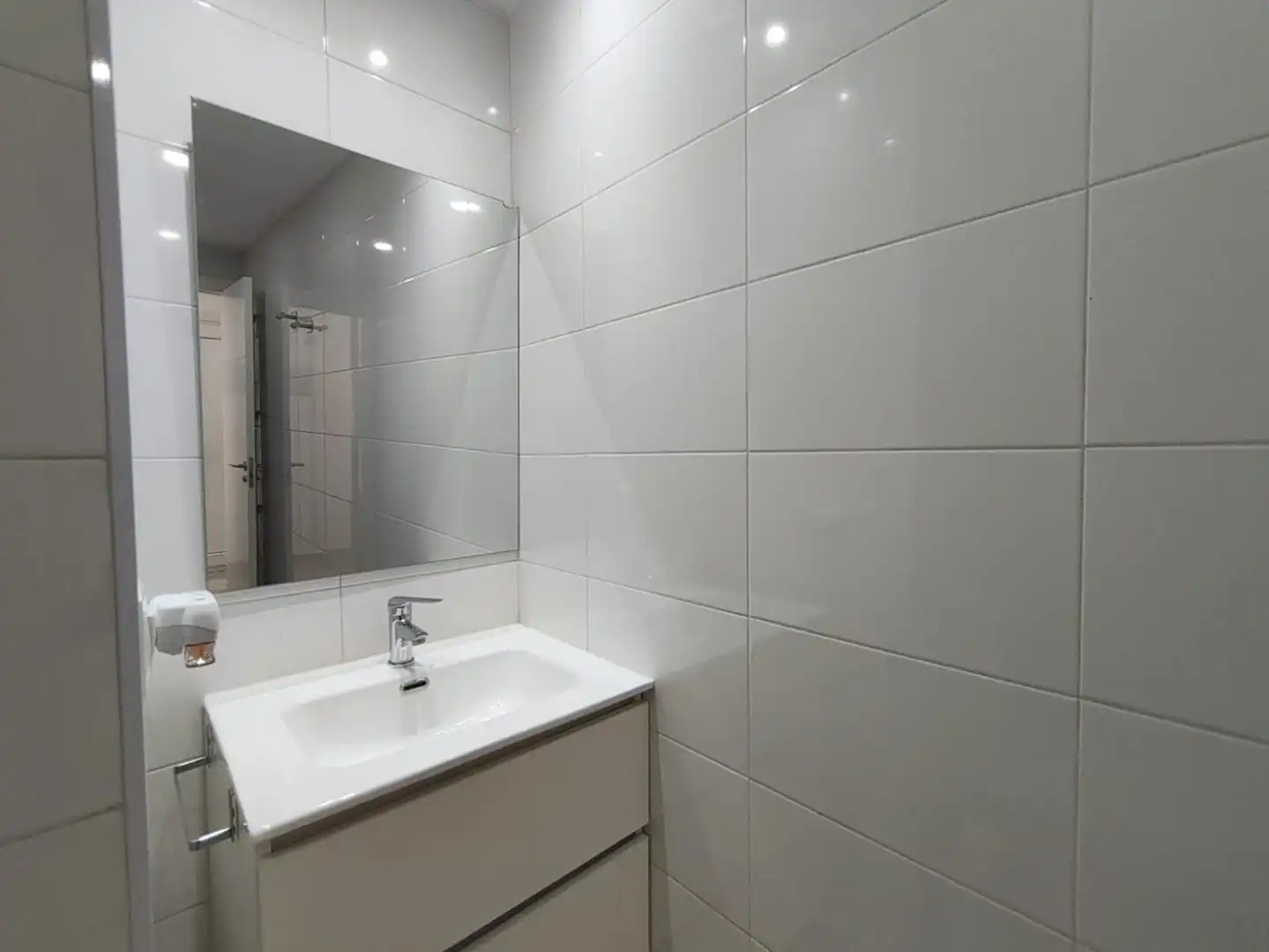 Baño de Apartamento en venta en Benidorm con Aire acondicionado, Terraza y Balcón