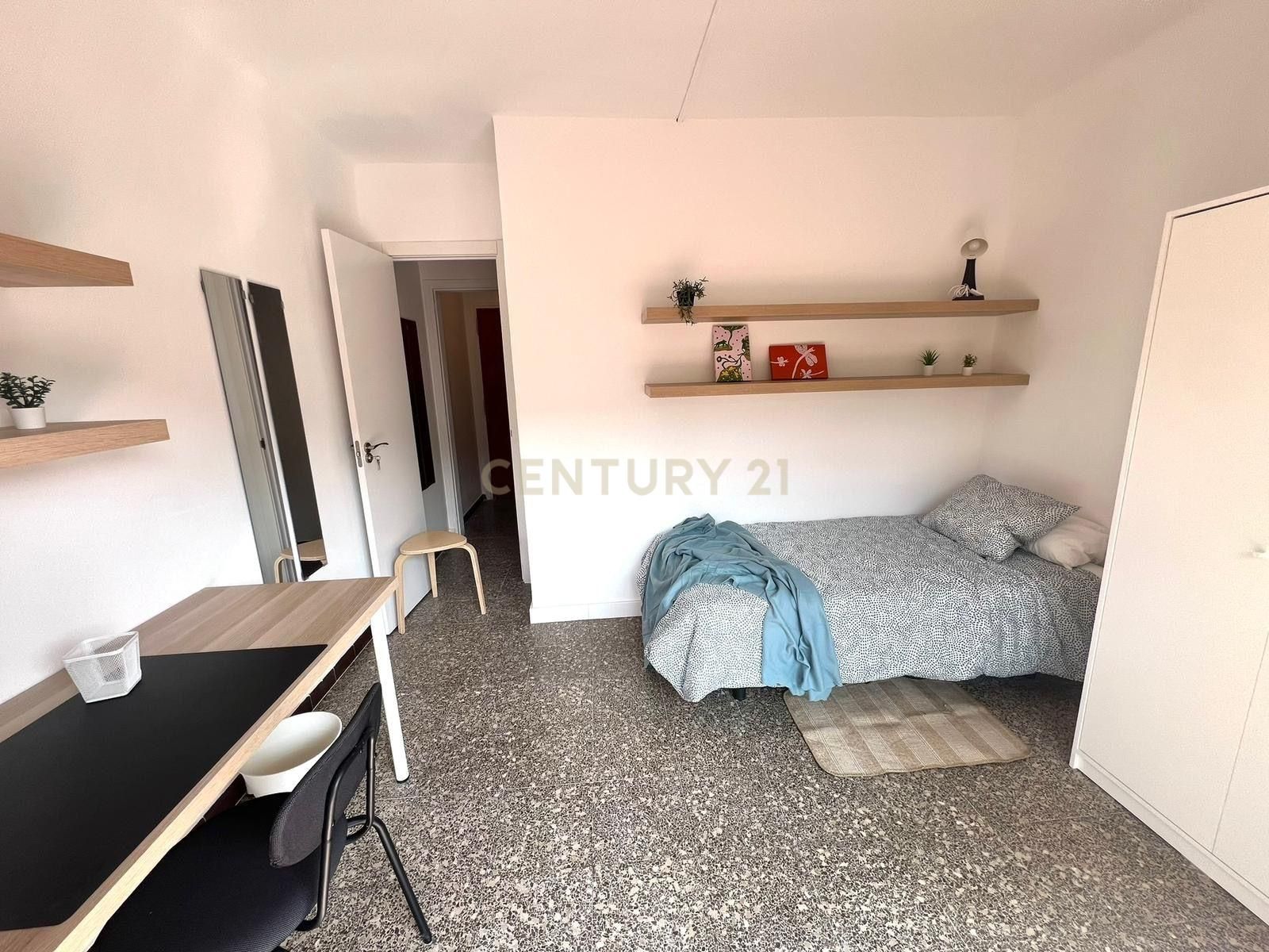 Bedroom of Apartments for sale in Mataró  with Balcony