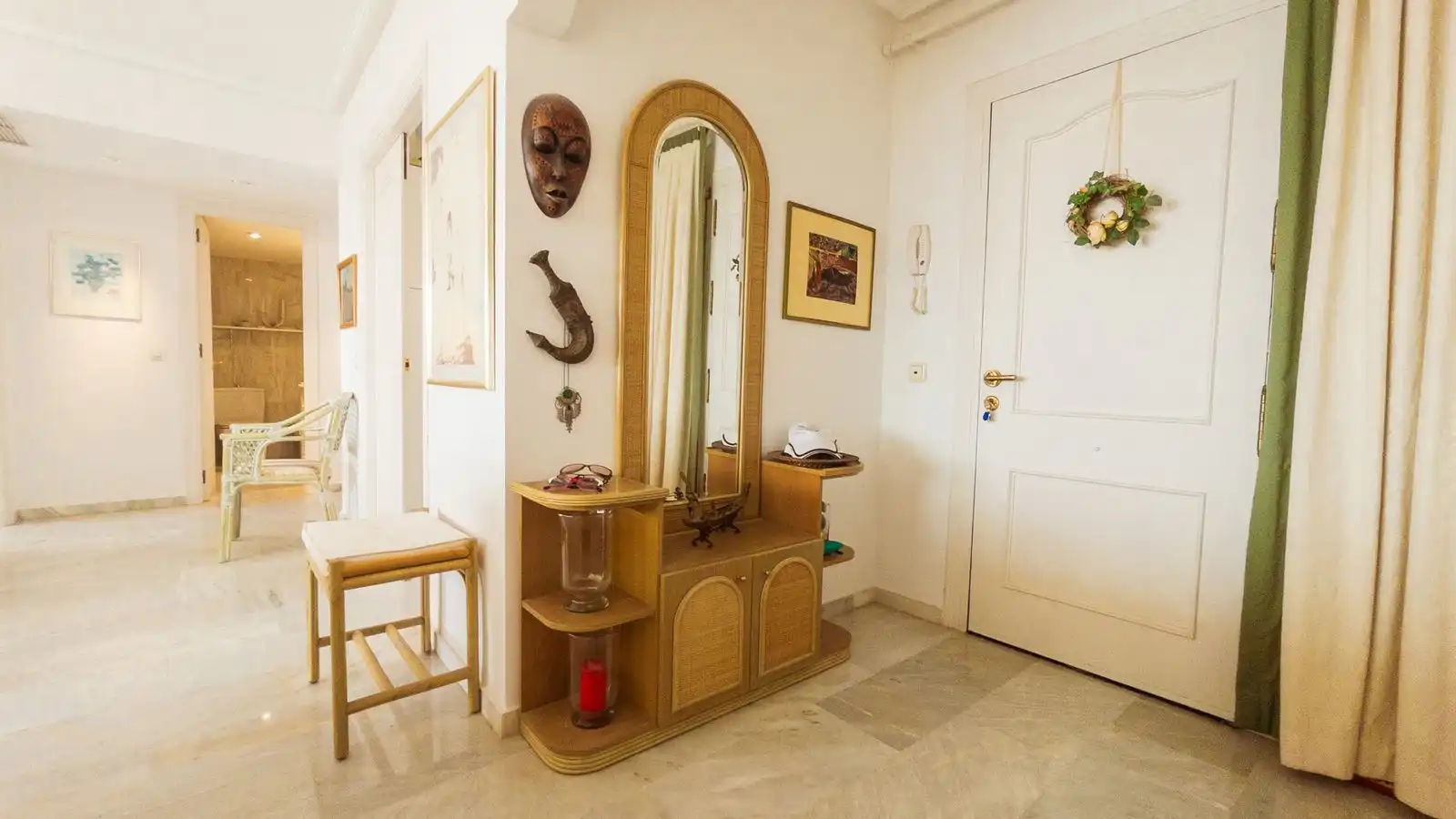 Ático en venta en Estepona con Aire acondicionado, Terraza y Amueblado