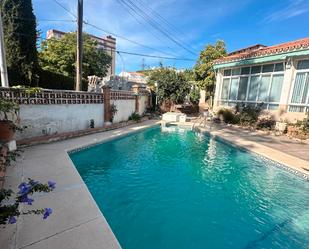 Piscina de Casa o xalet en venda en Benalmádena amb Jardí privat, Piscina i Moblat