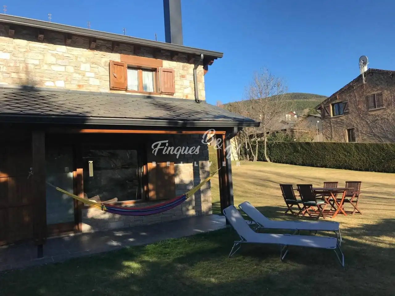 Terrace of Houses for rent in Osséja  with Heating, Parquet flooring and Furnished