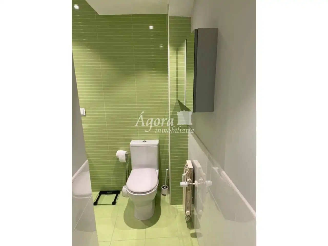 Baño de Piso de alquiler en Valladolid con Calefacción, Parquet y Terraza