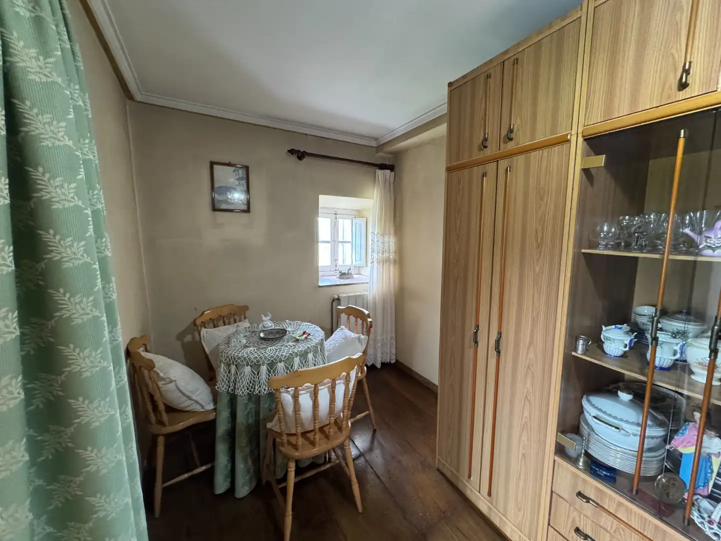Comedor de Finca rústica en venta en Candamo con Calefacción, Trastero y Amueblado