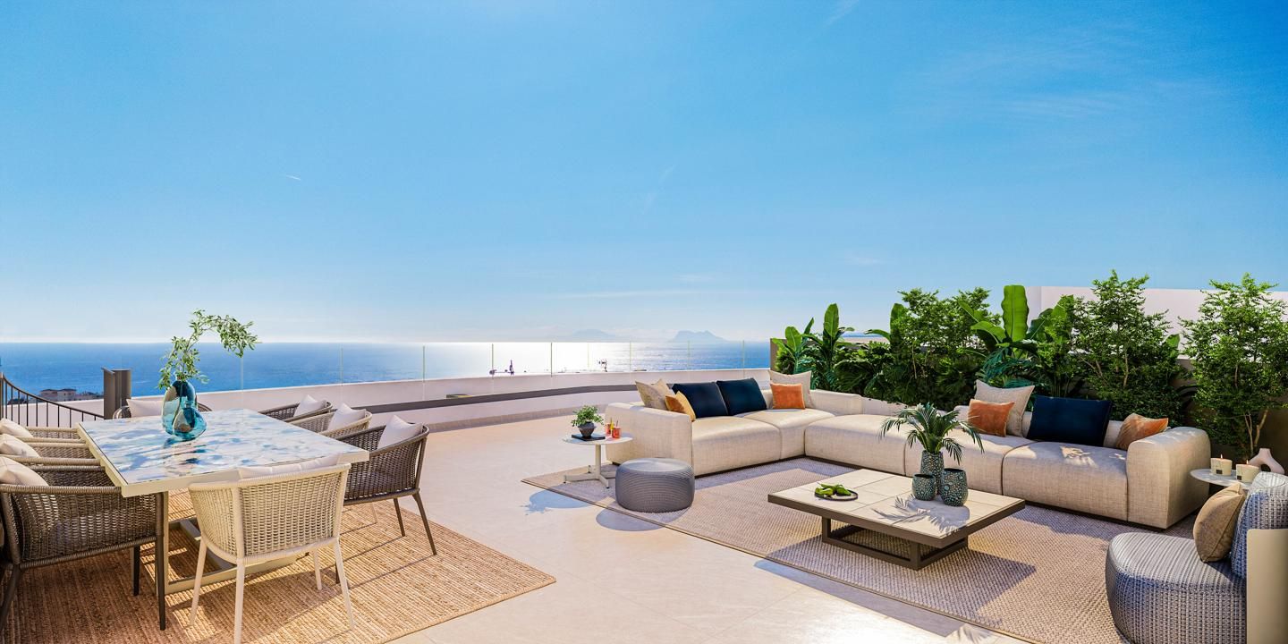 Terrassa de Dúplex en venda en Estepona amb Aire condicionat, Calefacció i Jardí privat
