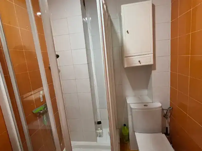 Bany de Pis en venda en Majadahonda amb Aire condicionat i Balcó