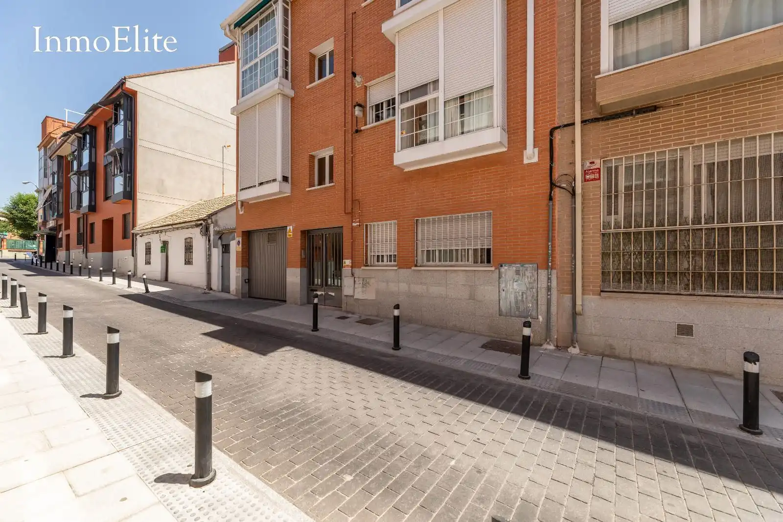 Vista exterior de Piso en venta en Madrid con Calefacción, Trastero y Horno