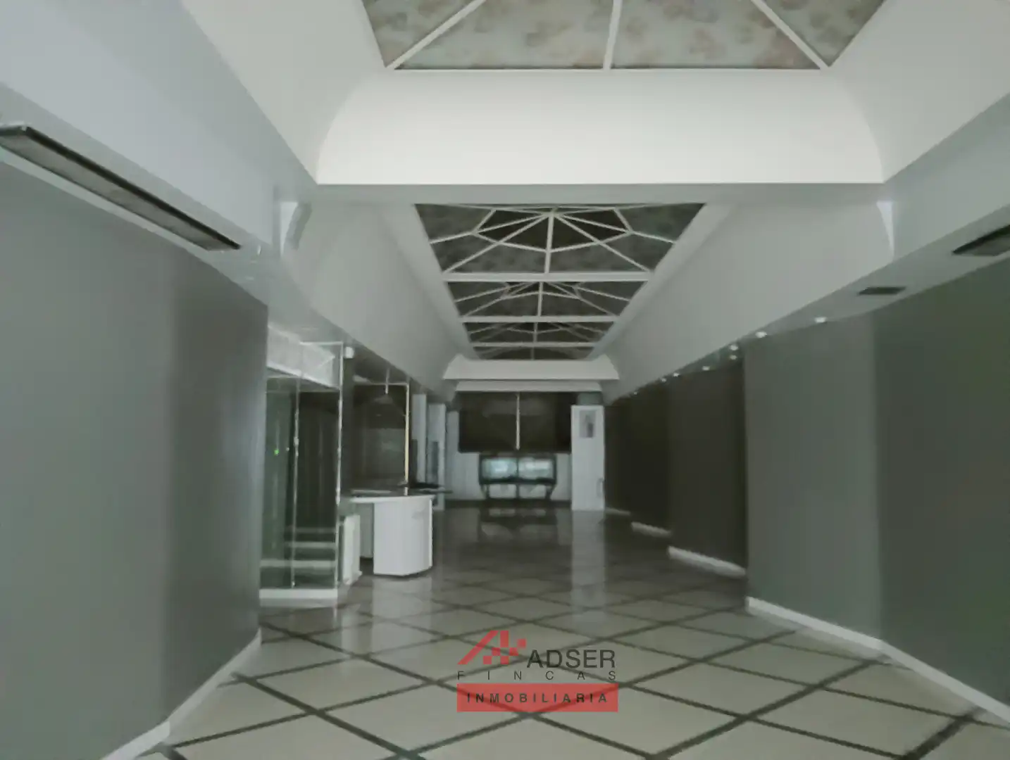 Local comercial en venta en Logroño - duquesa de la victoria