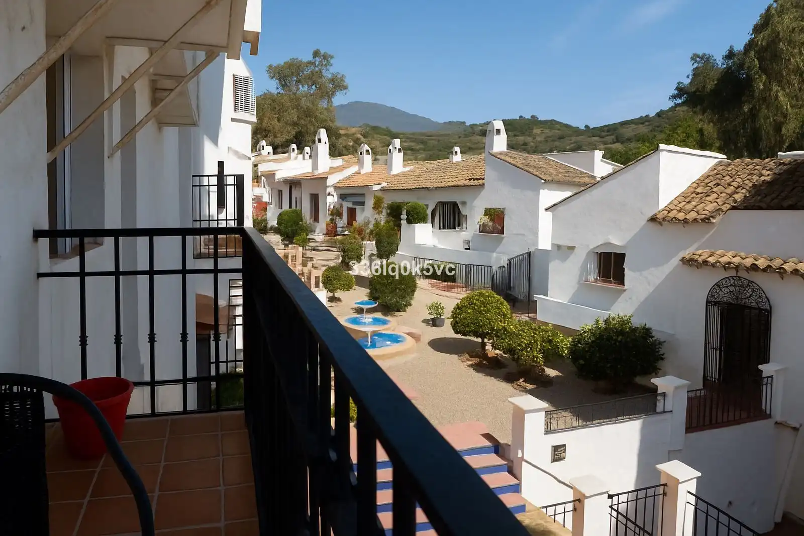 Außenansicht von Maisonette zum Verkauf in Benahavís mit Klimaanlage, Terrasse und Internet