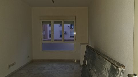 Foto 2 de Piso en venta en Avenida la Aeronáutica, Urbadiez - Entrepuentes, Sevilla Capital