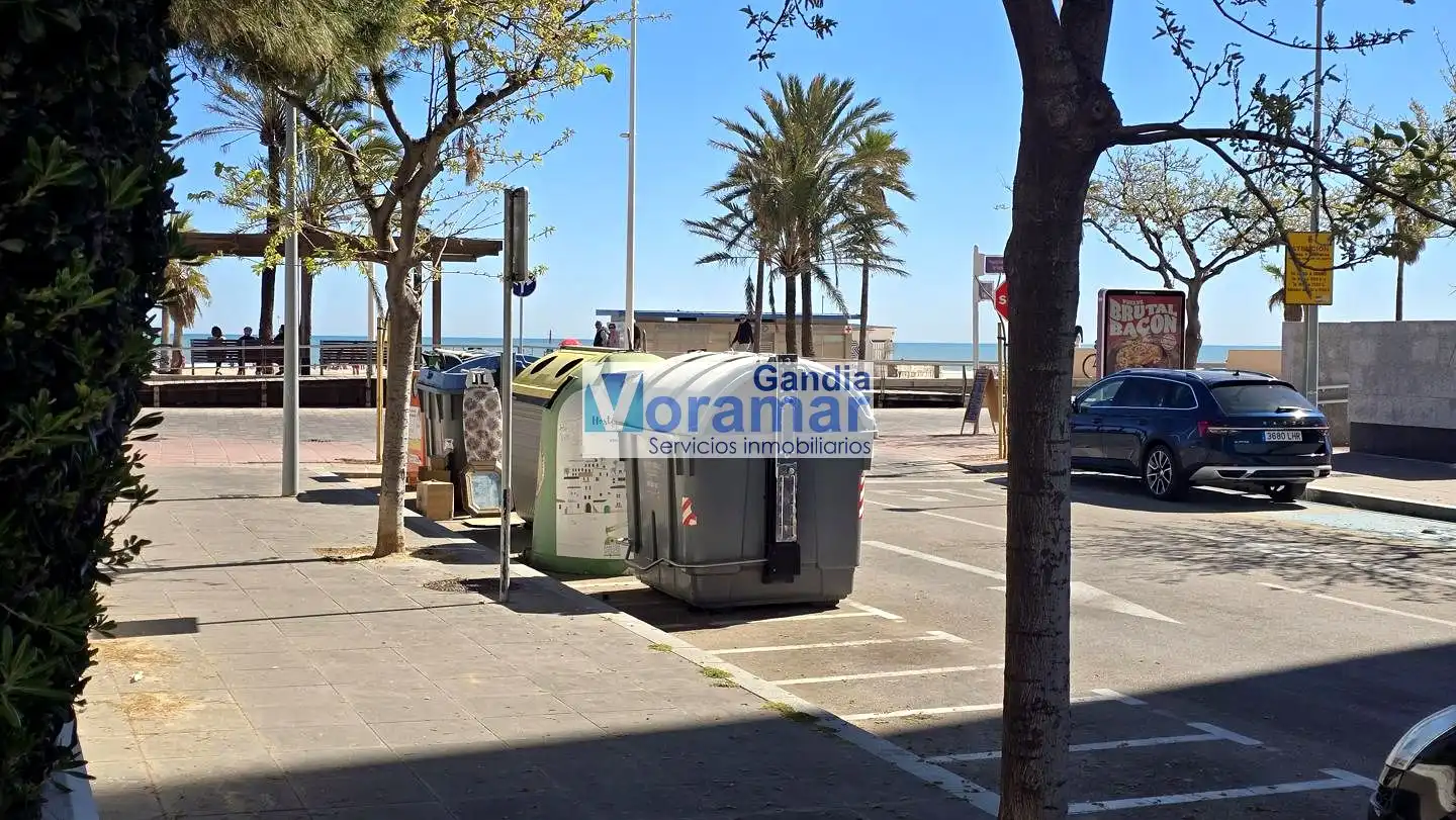 Vista exterior de Estudio en venta en Gandia