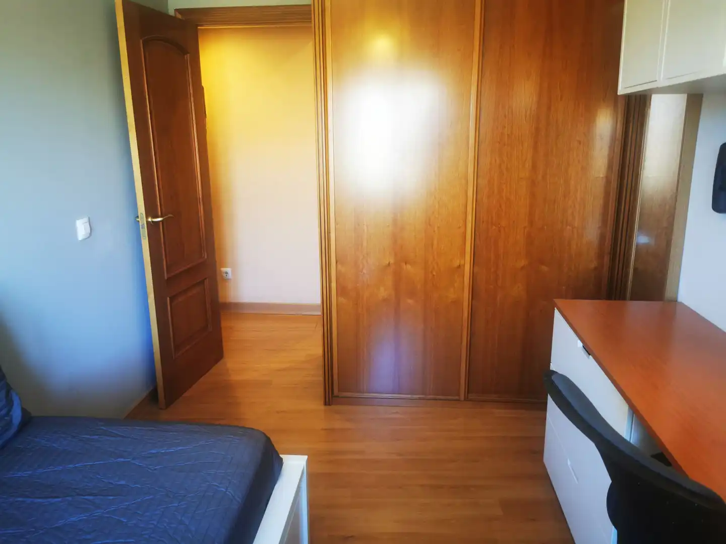 Bedroom of Flat for rent in Salamanca  with Heating, Parquet flooring and Furnished