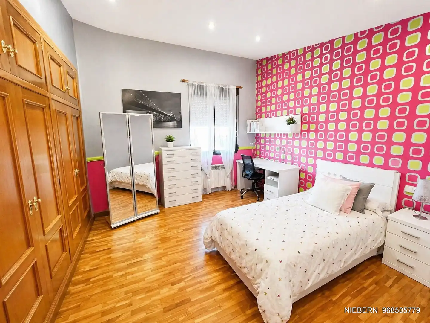 Habitación de Casa o chalet en venta en Cartagena con Aire acondicionado, Calefacción y Jardín privado
