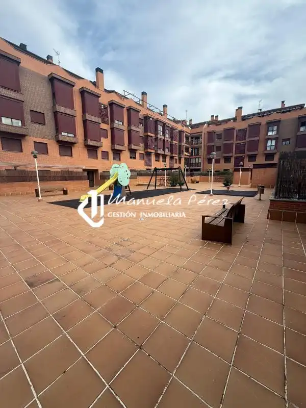 Vista exterior de Estudi en venda en Aguas Vivas - La Zambomba