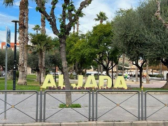 Local comercial en Alquiler en Puente Tocinos