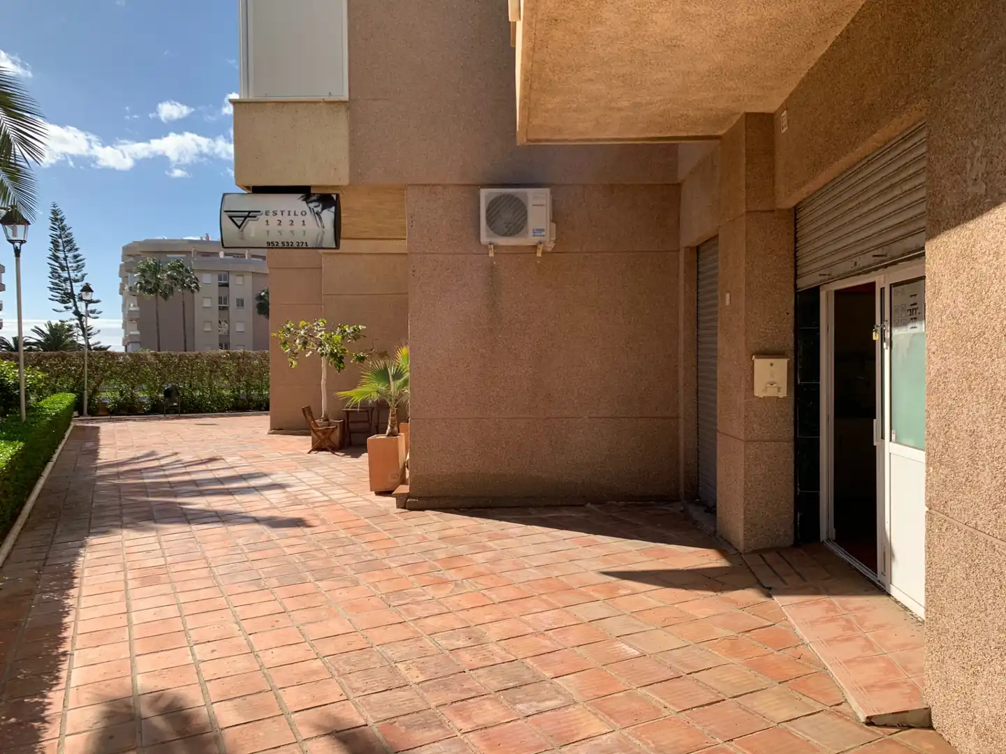 Commercial properties for sale in Avenida de Andalucía, 138, Urbanización Santa Rosa