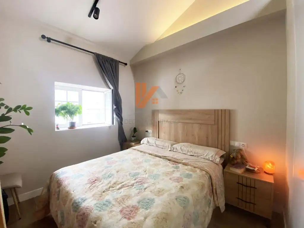 Habitación de Apartamento en venta en Santiago de Compostela 