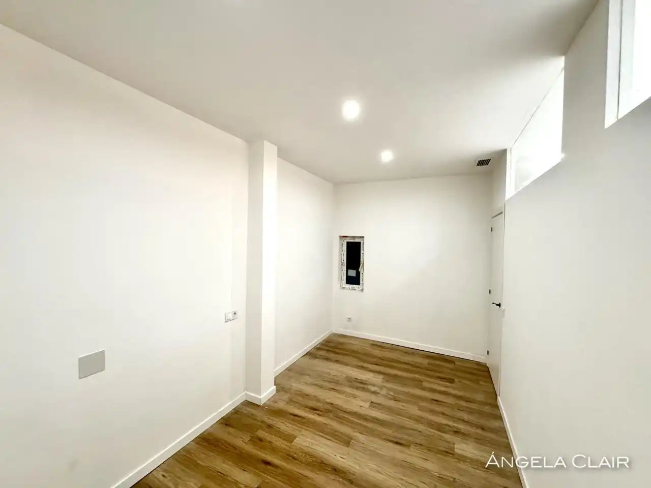 Piso en venta en Barcelona con Calefacción, Parquet y Terraza