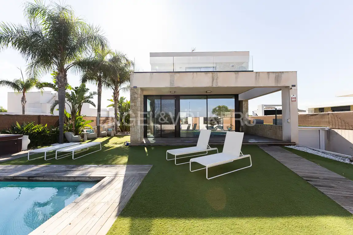 Terraza de Casa o chalet de alquiler en Albal, Valencia