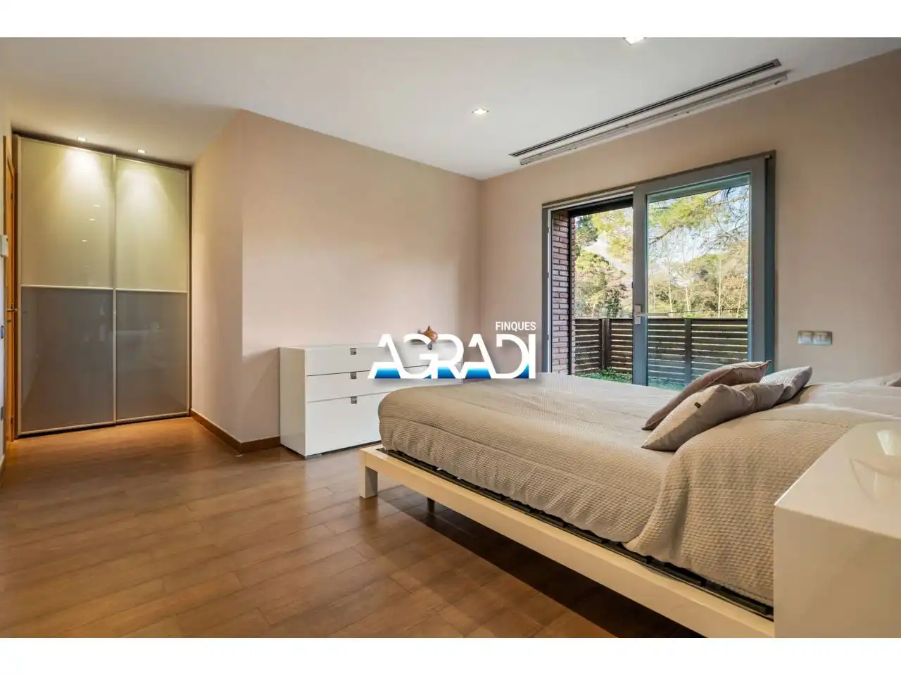 Bedroom of Houses for sale in Les Franqueses del Vallès  with Air Conditioner, Heating and Private garden