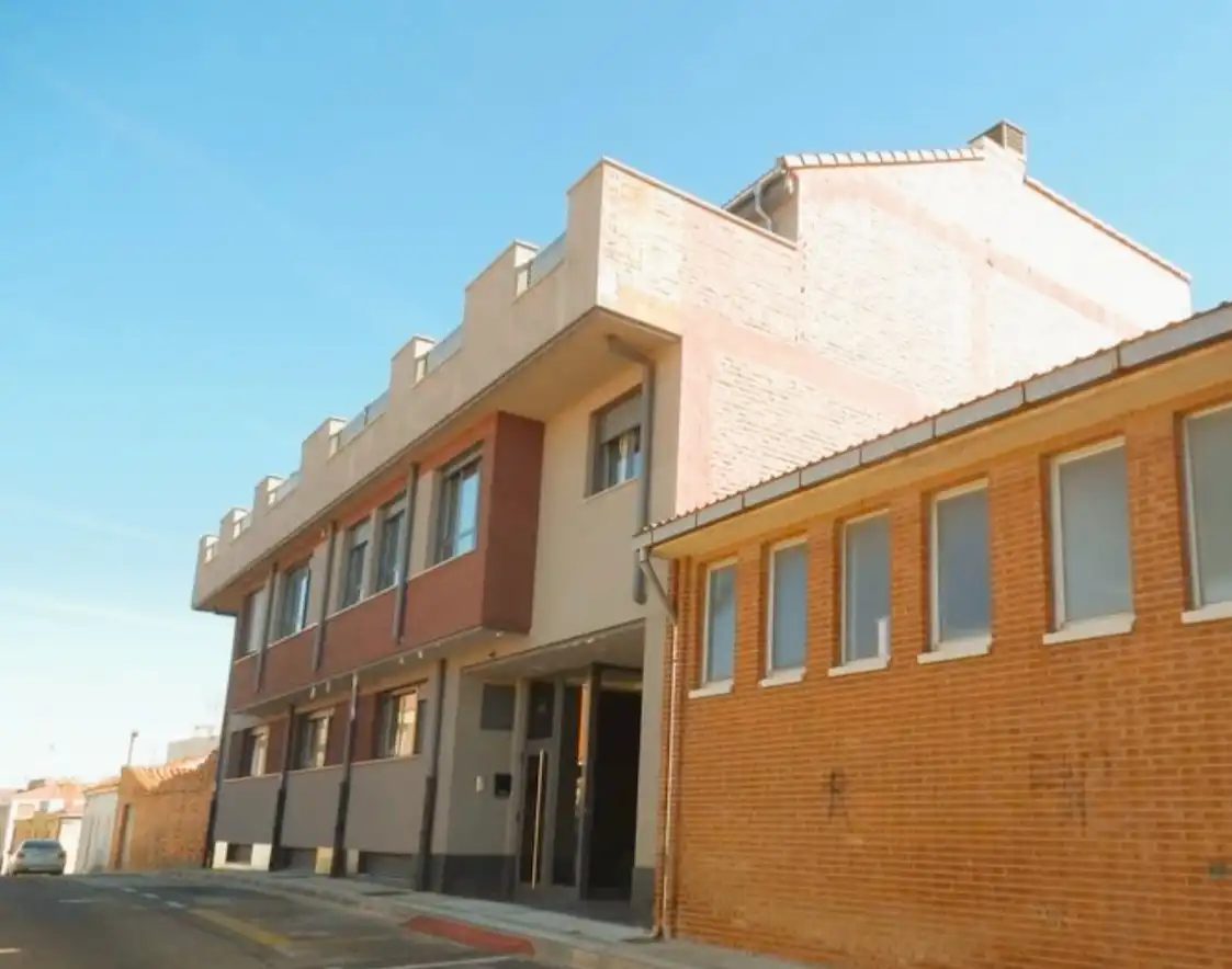 Vista exterior de Piso en venta en Palencia con Calefacción y Trastero